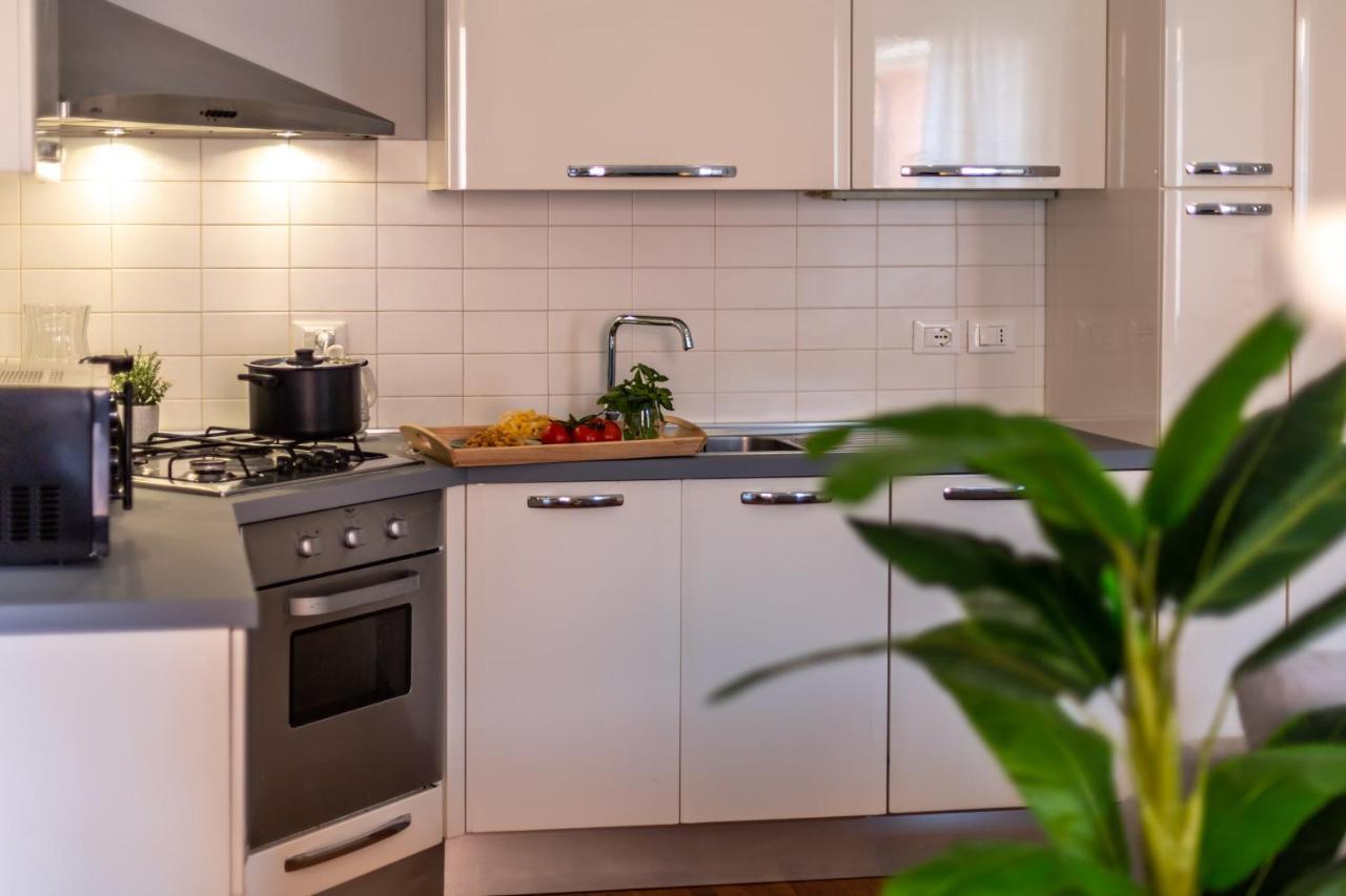 Housmart Capo Di Lucca 1 Lägenhet Bologna Exteriör bild